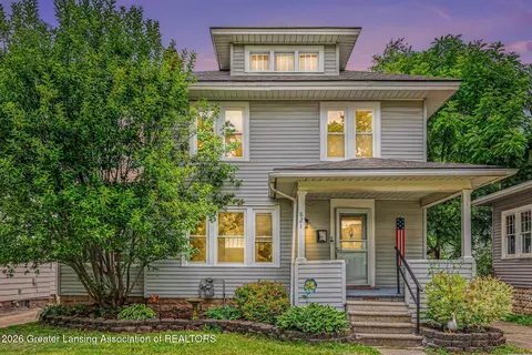 821 N Verlinden Ave, Lansing, MI 48915