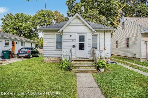 1134 Mccullough St, Lansing, MI 48912