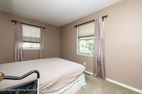 Bedroom - 1004 Hanover St, Owosso, MI 48867 photo 2 of 5