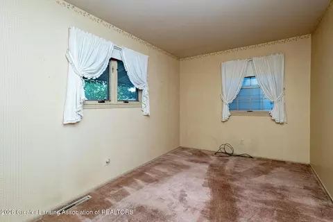 Bedroom - 1004 Hanover St, Owosso, MI 48867 photo 3 of 5