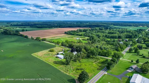 View/Area - 105 E Columbia Rd, Mason, MI 48854 photo 3 of 8