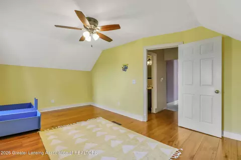 Bedroom - 105 E Columbia Rd, Mason, MI 48854 photo 3 of 8