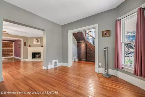 Living - 105 E Columbia Rd, Mason, MI 48854 photo 3 of 5