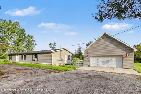 3148 Tyrrell Rd, Owosso, MI 48867