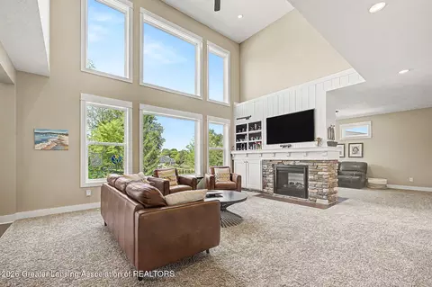Living - 13586 Sienna Pass, Dewitt, MI 48820 photo 2 of 5