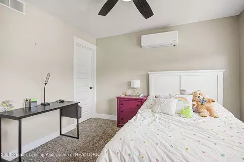 Bedroom - 13586 Sienna Pass, Dewitt, MI 48820 photo 5 of 9