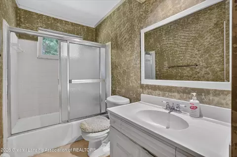 Bath - 11131 S Lowell Rd, Dewitt, MI 48820 photo 1 of 2