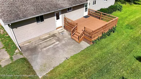 Exterior - 11131 S Lowell Rd, Dewitt, MI 48820 photo 12 of 13