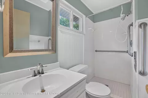 Bath - 11131 S Lowell Rd, Dewitt, MI 48820 photo 2 of 2