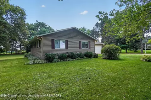Exterior - 11131 S Lowell Rd, Dewitt, MI 48820 photo 2 of 13