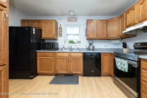 Kitchen - 606 Locust St, Dewitt, MI 48820 photo 1 of 2