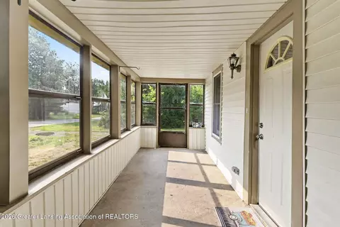 Exterior - 309 Burgess St, Lyons, MI 48851 photo 3 of 8