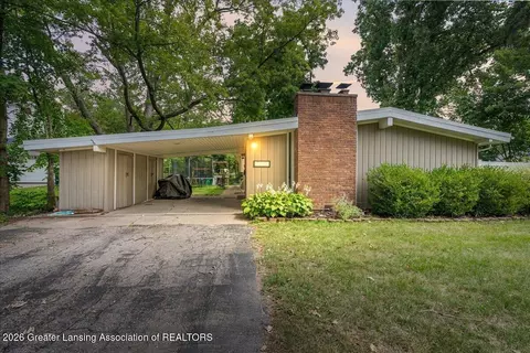 1028 N Hagadorn Rd, East Lansing, MI 48823
