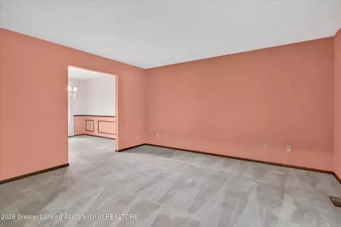 5705 Lakeview Dr, Perry, MI 48872 photo 12