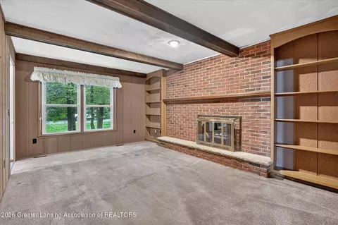 5705 Lakeview Dr, Perry, MI 48872 photo 8