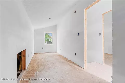 Entry Way - 512 E Washington St, Dimondale, MI 48821 photo 4 of 4