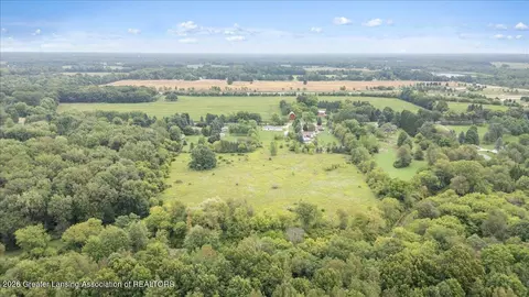 View/Area - 10586 Williams Rd, Dewitt, MI 48820 photo 5 of 8