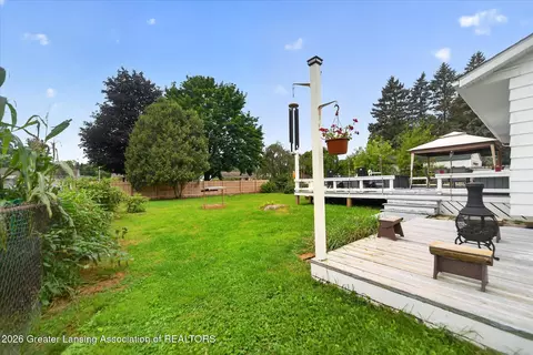Exterior - 723 Cherry St, Charlotte, MI 48813 photo 8 of 8