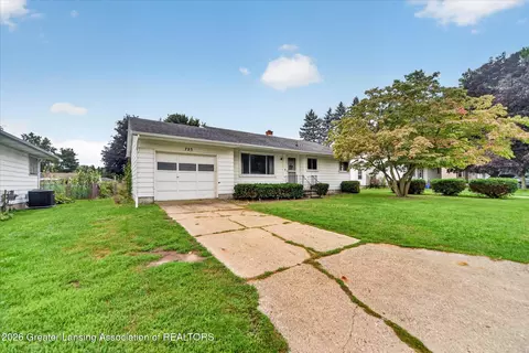 Exterior - 723 Cherry St, Charlotte, MI 48813 photo 1 of 8