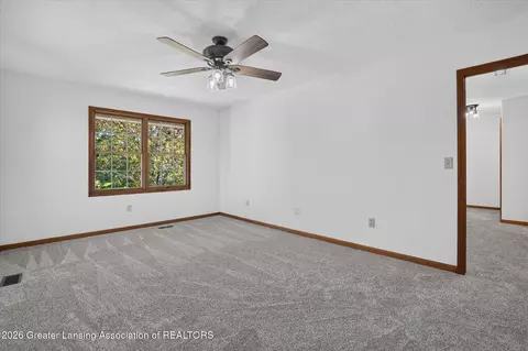 Bedroom - 12382 Burlingame Dr, Dewitt, MI 48820 photo 2 of 9