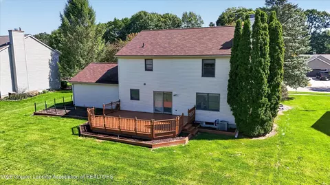 Exterior - 12382 Burlingame Dr, Dewitt, MI 48820 photo 15 of 16