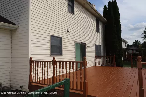 Exterior - 12382 Burlingame Dr, Dewitt, MI 48820 photo 4 of 16