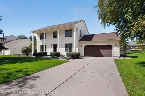 Exterior - 12382 Burlingame Dr, Dewitt, MI 48820 photo 3 of 16