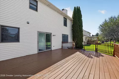 Exterior - 12382 Burlingame Dr, Dewitt, MI 48820 photo 10 of 16