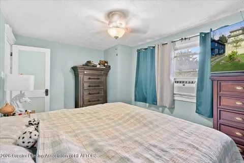 Bedroom - 516 Leitram St, Lansing, MI 48915 photo 1 of 6