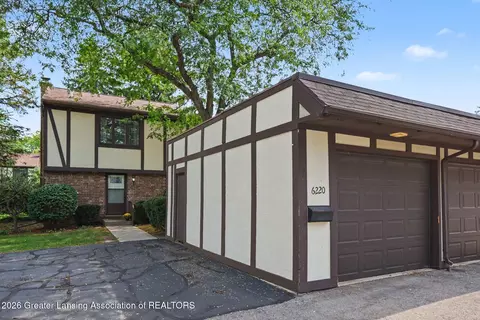 6220 Cobblers Dr, East Lansing, MI 48823