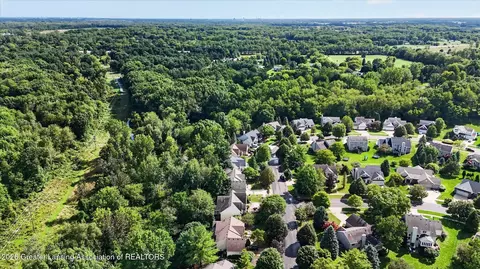 View/Area - 13201 Watercrest Dr, Dewitt, MI 48820 photo 12 of 14