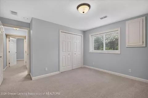 Bedroom - 13201 Watercrest Dr, Dewitt, MI 48820 photo 2 of 5