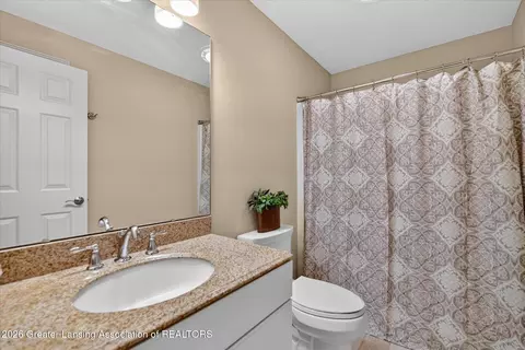 Bath - 13201 Watercrest Dr, Dewitt, MI 48820 photo 1 of 5