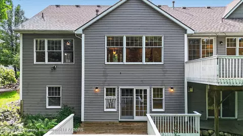 Exterior - 13201 Watercrest Dr, Dewitt, MI 48820 photo 13 of 16