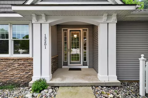 Exterior - 13201 Watercrest Dr, Dewitt, MI 48820 photo 7 of 16