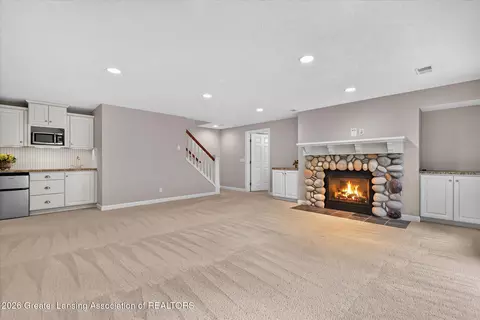 Living - 13201 Watercrest Dr, Dewitt, MI 48820 photo 7 of 7