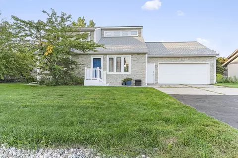 Exterior - 6044 Bishop Rd, Lansing, MI 48911 photo 1 of 5