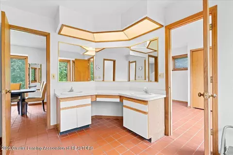 Bath - 1390 E Haslett Rd, Williamston, MI 48895 photo 2 of 6