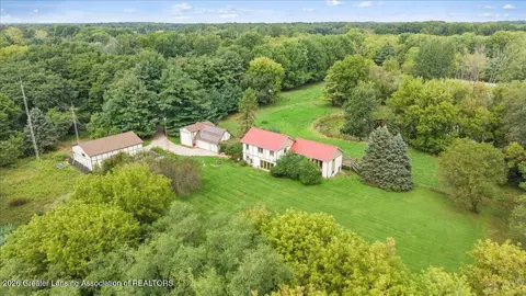 View/Area - 1390 E Haslett Rd, Williamston, MI 48895 photo 1 of 9