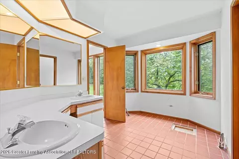 Bath - 1390 E Haslett Rd, Williamston, MI 48895 photo 1 of 6