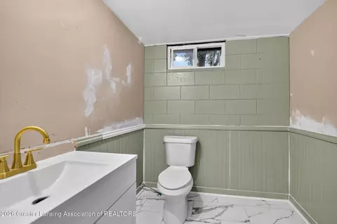 Bath - 3216 Young Ave, Lansing, MI 48906 photo 3 of 3
