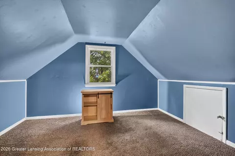 Bedroom - 3216 Young Ave, Lansing, MI 48906 photo 4 of 5