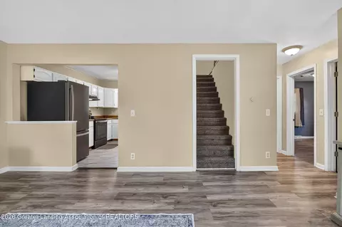 Entry Way - 3216 Young Ave, Lansing, MI 48906 photo 6 of 6