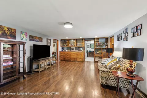 Other - 103 S Washington St, Perry, MI 48872 photo 1 of 4