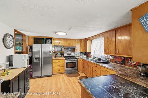 Kitchen - 103 S Washington St, Perry, MI 48872 photo 1 of 1