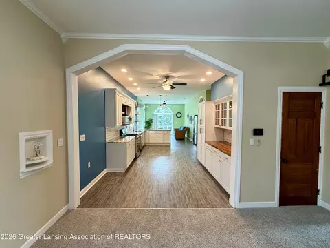 Entry Way - 919 Degroff St, Grand Ledge, MI 48837 photo 1 of 4