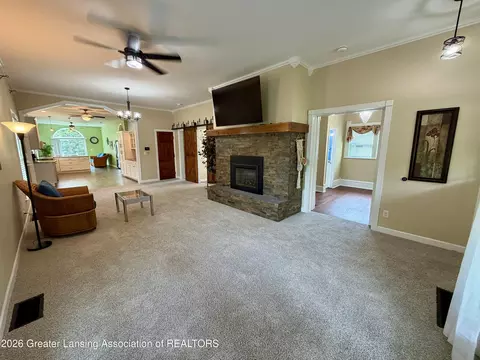 Living - 919 Degroff St, Grand Ledge, MI 48837 photo 2 of 9