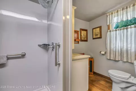 Bath - 120 E Shepherd St, Charlotte, MI 48813 photo 1 of 2