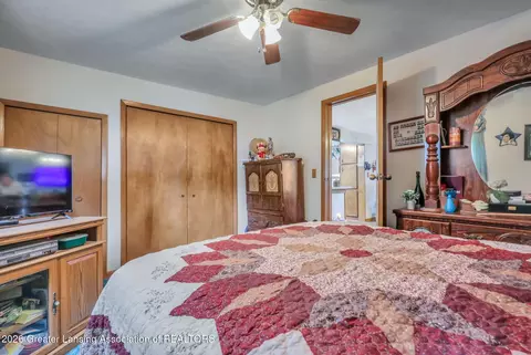 Bedroom - 120 E Shepherd St, Charlotte, MI 48813 photo 3 of 4