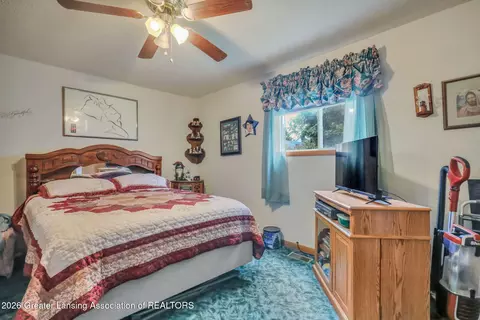 Bedroom - 120 E Shepherd St, Charlotte, MI 48813 photo 4 of 4